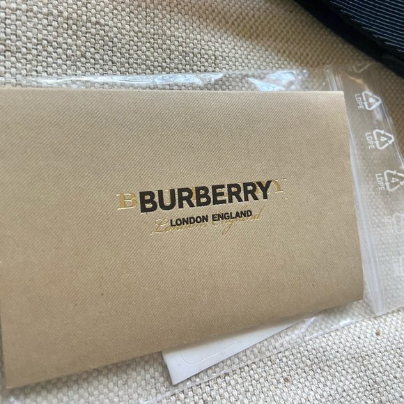 Burberry Canvas Tote - Picture 9 of 9